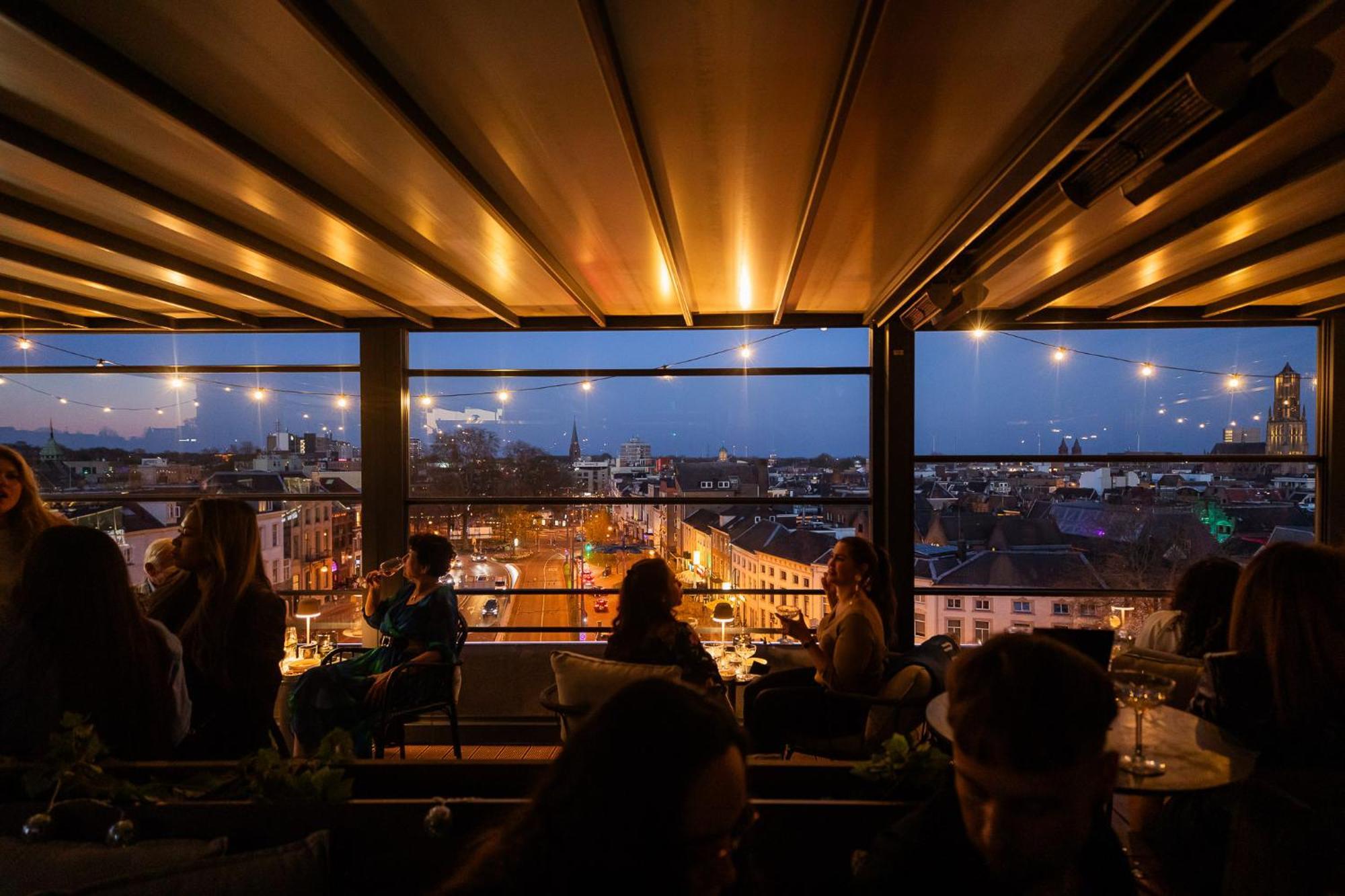 Hotel Haarhuis Арнем Екстериор снимка